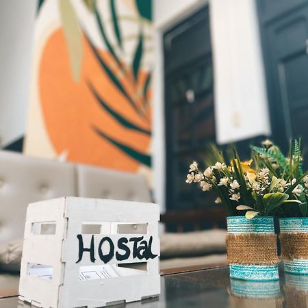 Hostal Vampaya Сальта Екстер'єр фото