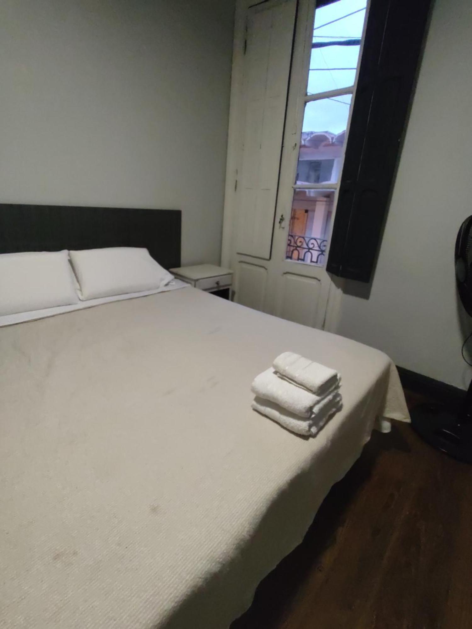 Hostal Vampaya Сальта Екстер'єр фото